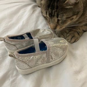 Sparkly baby shoes